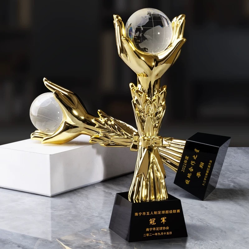 Gold Silver Bronze Metal Eagle with