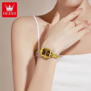 Reloj de Pulsera para Mujer, Modelo 3691, Versátil, Dorado, Resistente al Agua 3BAR, Cuarzo, Acero Inoxidable, con Manecillas - Product Image 3