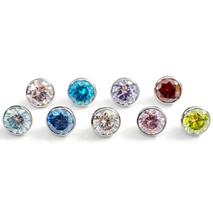 Boucles d'oreilles clous en alliage de titane ASTM F136 avec zircon, unisexe, pour piercing de tête, de nez, de lèvre ou d'<span class=keywords><strong>oreille</strong></span> - Product Image 1