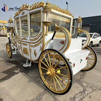 Calèche royale électrique, alliant technologie moderne et design traditionnel, adaptée à divers événements avec possibilité de personnalisation