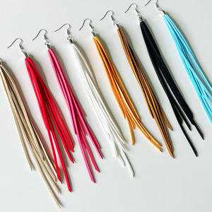 Unionen 2335 Boucles d'oreilles en cuir coloré vintage tendance pour femmes avec pendentif à franges longues Forme géométrique - Product Image 2