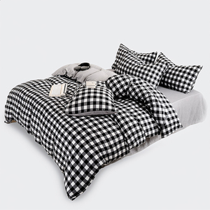 ชุดเครื่องนอนไมโครไฟเบอร์แบบญี่ปุ่น 4 ชิ้น ลายสก็อตและลายทางสไตล์มินิมอล ชุดผ้าปูที่นอนนุ่ม ระบายอากาศได้ดี 3 ชิ้น สำหรับใช้ในบ้าน - Product Image 3