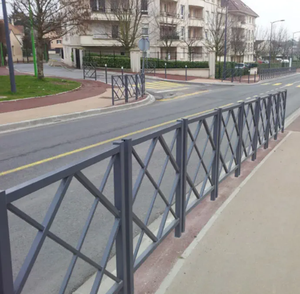 Barrière municipale extérieure en <span class=keywords><strong>fer</strong></span> forgé à <span class=keywords><strong>grille</strong></span> diamantée avec revêtement à haute teneur en zinc, antirouille - Product Image 5