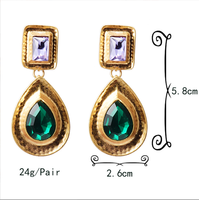 Nouveau Style Fine Strass Or Métal Dangle Boucles D'oreilles Mode Tendance Pendentif Accessoires pour Femmes