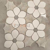 Mosaïque en marbre blanc naturel poli, motif éventail en jet d'eau, pour crédence de cuisine, mur et sol de salle de bain