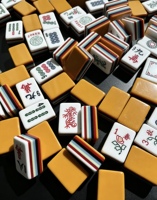 Tuiles de Mahjong Américaines en Acrylique Jaune à 7 Couches de Haute Qualité, Style Classique Hong Kong, Durables, pour le Divertissement Familial