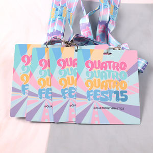 بطاقات PVC قابلة للكتابة مخصصة من المصنع، بطاقات دخول دائمة للفعاليات مع حبل تعليق للمعارض ومنظمي المؤتمرات - Product Image 5