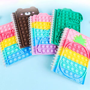 2022 école coloré 50 pages a5 arc-en-ciel silicone couverture spirale ours licorne dinosaure fidget bulle <span class=keywords><strong>pop</strong></span> itting cahier pour les enfants - Product Image 1