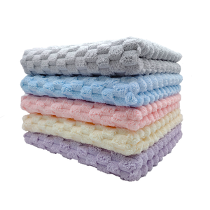 Asciugamano da bagno in pile di corallo Super morbido e assorbente assorbimento d'acqua personalizzato di lusso <span class=keywords><strong>non</strong></span> perde gli asciugamani dell'hotel - Product Image 4