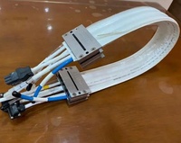 Solutions de câbles pour les salles blanches et les câbles compacts mobiles; les câbles avec des composants appropriés sont exempts de poussière.