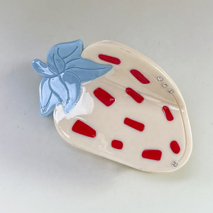 Griffe de cheveux en acétate de fraise douce logo personnalisé vente en gros griffe de cheveux de haute qualité griffe de cheveux en acétate de fraise aux fruits mignons - Product Image 3