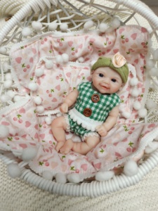 Muñecas Bebé Reborn Miniatura de 6 Pulgadas, Bebé Niña de Silicona Completa, <span class=keywords><strong>Recién</strong></span> Nacida Realista con Conjunto de Ropa y Accesorios - Product Image 4