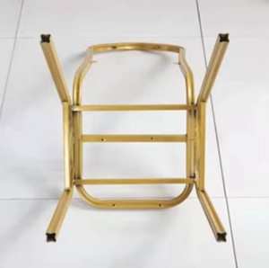 Chaises de banquet empilables en métal doré, design élégant, pour location en gros, idéales pour mariages, salles de réception et hôtels - Product Image 4