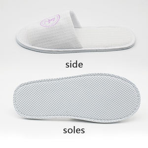 Seaview <span class=keywords><strong>Hotel</strong></span> Malta Pantoufles gaufrées de <span class=keywords><strong>luxe</strong></span> de haute qualité Pantoufle jetable de Spa à bout ouvert - Product Image 4