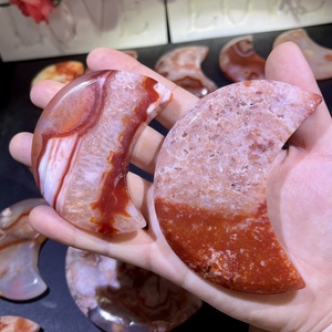 Kindfull Vente en gros Agate rouge de haute qualité Cornaline Fleur Sardonyx Fabriqué à la main Cristal de guérison Lune pour la décoration intérieure - Product Image 2