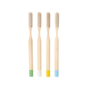Натуральный бамбуковый набор зубных щеток на заказ Великолепная Органическая красочная угольная бамбуковая зубная щетка