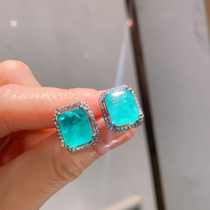 Ensemble de bijoux vintage en cuivre écologique avec zircone cubique Paraiba 9*11mm : collier, boucles d'oreilles et bague - Product Image 4