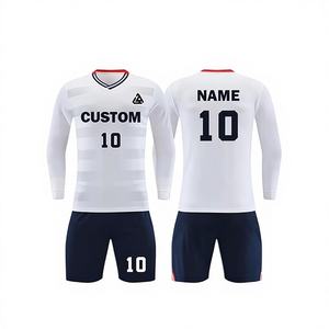 Ensemble de maillots de football personnalisés avec logo, motifs et numéros, respirant, haute élasticité, service OEM, 100% polyester pour hommes, étudiants et enfants - Product Image 1