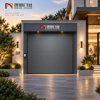 Porte de garage moderne en alliage d'aluminium isolé pour villa, avec motorisation silencieuse à engrenages antivol et panneau plat coupe-vent