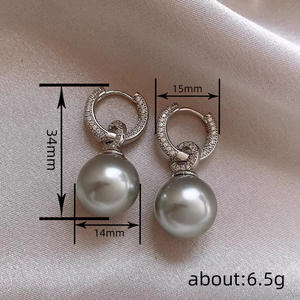Pendientes de Perlas Akoya de Plata 925 Chapados en Oro Blanco Tiamo, Perlas Cultivadas Redondas AAA con Engaste de Bisel, Clásicos para Mujer, para Boda - Product Image 6