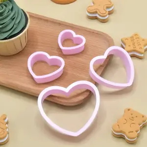 Y3286 Grado alimenticio 4 PC Set Corazón Feliz Día de San Valentín Cortador de galletas DIY Cupcake Popsicle Sello de plástico