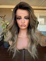 Perruque Lace Front en Cheveux Humains Remy, Longue Ondulée, Raie Libre, Brun Foncé avec Mèches Blond Cendré, Perruque Sans Colle avec Dessus en Dentelle pour Usage Quotidien