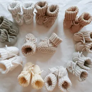 Giày vớ trẻ sơ sinh dệt kim cho trẻ sơ sinh bán chạy Chất liệu cotton 100% cho trẻ sơ sinh từ 0 đến 3 tháng tuổi