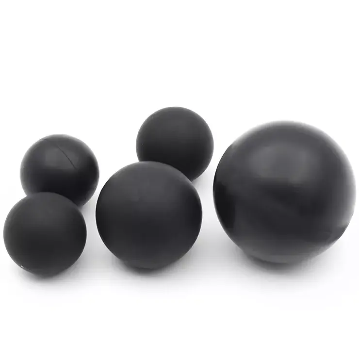 カスタマイズされたブラックソリッドラバーボール成形加工サービスが利用可能
