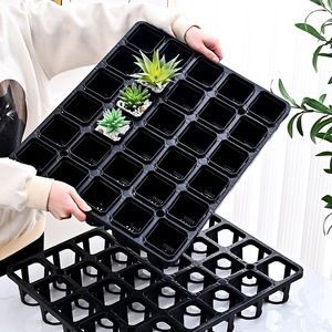 Plateau de culture pour 30 plantes succulentes, grille fixe pour pots carrés de 7x8 cm, en plastique noir et blanc - Product Image 1