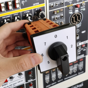 Opas Chất lượng cao 4P 32A 40A điện Selector chuyển đổi 4 cực chuyển đổi ROTARY cam Thiết bị chuyển mạch với 7 vị trí tùy chọn - Product Image 1