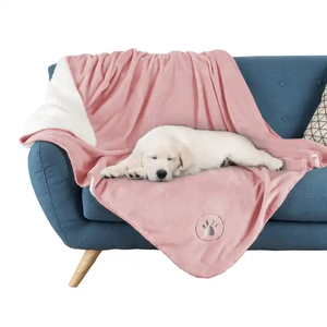 Petdom - Ventes chaudes - Couverture pour animaux de compagnie de luxe en fourrure Sherpa épaisse, réversible et imperméable pour chiots et chiens, pour le lit - Product Image 1