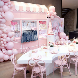 Silla Infantil Escandinava de Ratán Rosa con Respaldo de Ala, Ecológica, Duradera y Ligera, Muebles para Dormitorio Infantil para Fiestas de Cumpleaños - Product Image 1