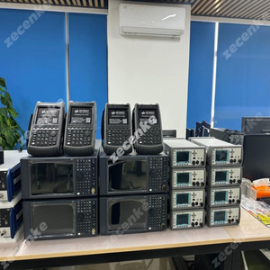 Analyseur de <span class=keywords><strong>réseau</strong></span> micro-ondes Keysight N5231B PNA-L Leb Auto 300KHz-13.5GHz *Prix à consulter* - Product Image 3