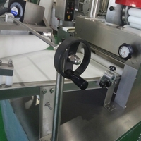 Automatische elektrische Maschine zur Herstellung von gedämpften gefüllten Brötchen, kommerzielle Baozi-Momo-Maschine zur Herstellung von mit Fleisch/Gemüse gefüllten Brötchen, 304 Edelstahl