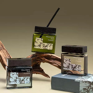 Aikun 100ml Customized Advanced Indoor Fragrance Gift Set Long-Lasting Home Air Freshness Oil Glass Bottle Reed <b>Diffuser</b> - Product Image 1