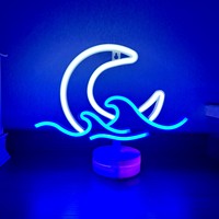 Vente en gros de néons de table LED personnalisés, alimentés par piles ou par USB, décoration de bureau, mini néon décoratif, lumière de nuit