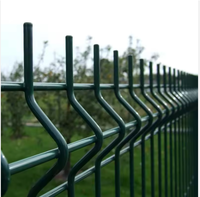 Panel de Valla de Acero Soldado Curvo 3D, Color RAL Personalizado, Recubrimiento en Polvo Resistente a la Oxidación, 1.8m 2.0m, Seguridad para Jardín, Anti-Escalada