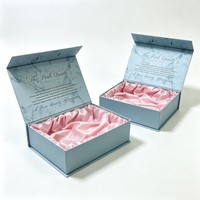 Boîte cadeau magnétique rouge pliable de luxe en carton rigide avec fermeture aimantée solide, boîte en carton recyclable