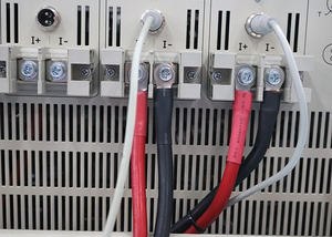 15V/10A 30V/10A Baterías secas primarias Equipo de prueba de capacidad Analizador de descarga de carga - Product Image 4