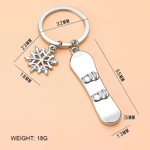 Llavero de metal con diseño de panda, esquí, snowboard, patines de hielo y globo de nieve, recuerdo de los Juegos de Invierno - Product Image 1