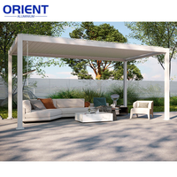 Pérgola de Aluminio Elegante con Techo de Acero para Patio Moderno y Espacios Exteriores
