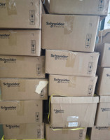 Módulo Controlador PLC IO TM3DQ8T, 8 Salidas, Sistema de Control de Automatización Industrial, Nuevo, Controlador Lógico Programable IO