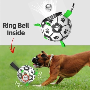 Juguete <span class=keywords><strong>de</strong></span> Pelota <span class=keywords><strong>de</strong></span> Fútbol para Perros con Diseño <span class=keywords><strong>de</strong></span> Huella y Campana, Juguete Interactivo para Jalar, Resistente al Agua, con Sonido para Perros Pequeños/Medianos (15 cm) - Product Image 3