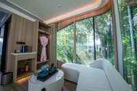 Plancher en bois composite préfabriqué de haute qualité, meubles sur mesure adaptés aux maisons d'hôtes et aux maisons-capsules