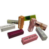 Boîte d'emballage personnalisée en relief avec logo pour brillant à lèvres, vernis à ongles, huile, emballage recyclable en feuille d'argent pour cosmétiques et cils