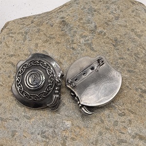 Broche de revers pour homme <span class=keywords><strong>Viking</strong></span> en acier inoxydable noir, motif tête de Jésus, loup et triangle en relief, style vintage, de Yiwu Aceon - Product Image 2
