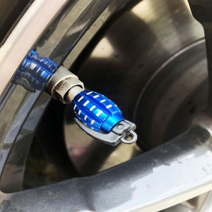 Coche motocicleta bicicleta modificado Schrader <span class=keywords><strong>Granada</strong></span> estilo aleación de aluminio neumático válvula boquilla tapa - Product Image 1