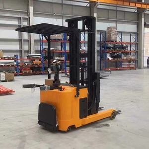 Montacargas Eléctrico YCMG de 2 Toneladas, 2000 kg, Batería de Litio, Elevación de 12 m, Mástil Libre Completo para Almacenes con Pasillos Estrechos, CE ISO - Product Image 1