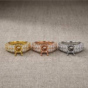 Anillo de Oro Blanco Sólido de 18K Glamuroso con Doble Hilera de Diamantes Naturales Pavé, Banda Ancha, Venta al por Mayor Directa de Fábrica China - Product Image 4