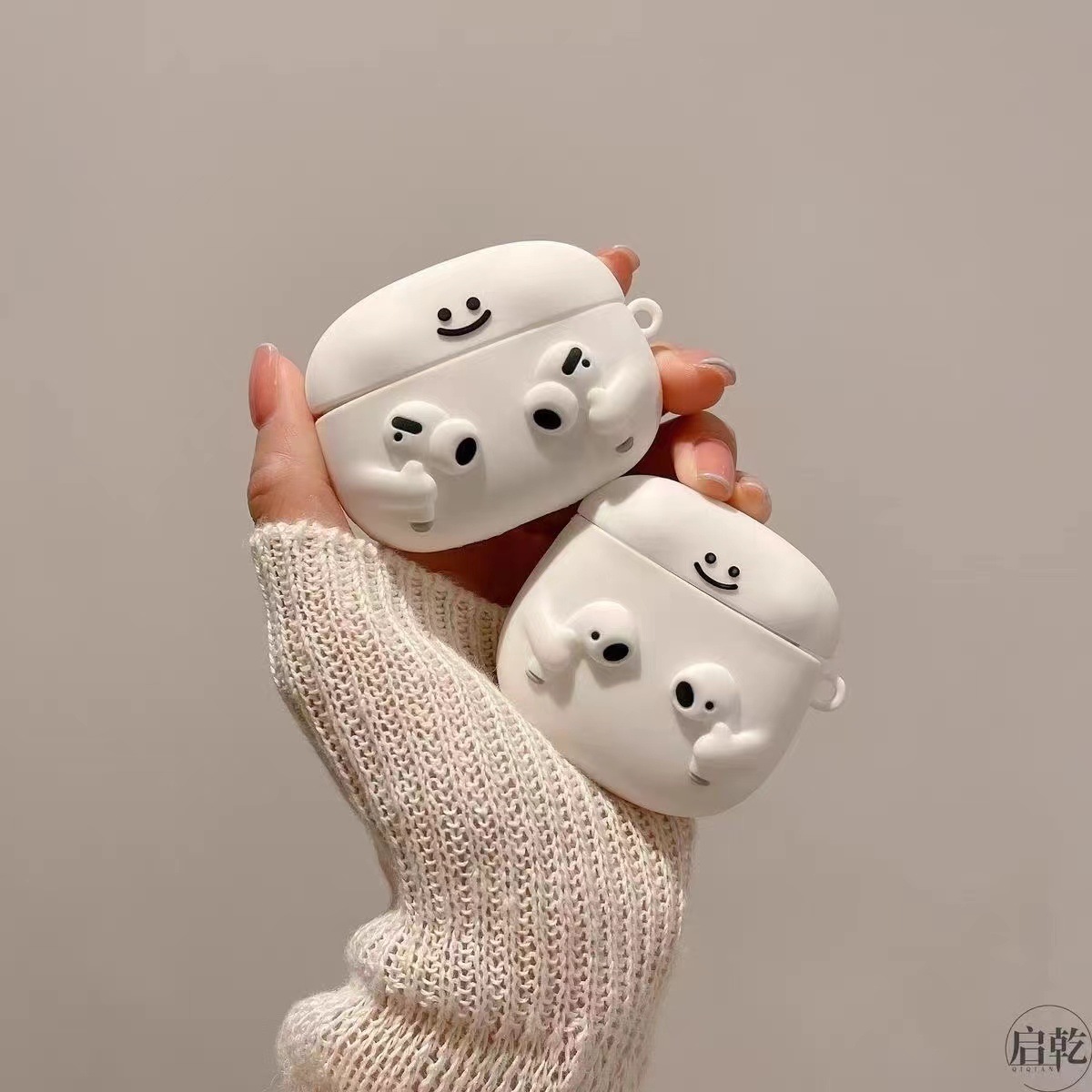 Cattivo auricolare + moschettone